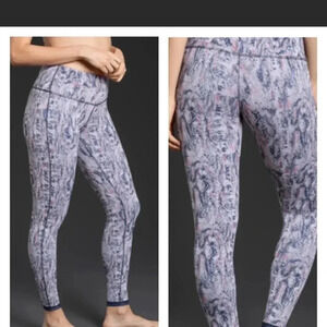 Peach reversible leggings size XL